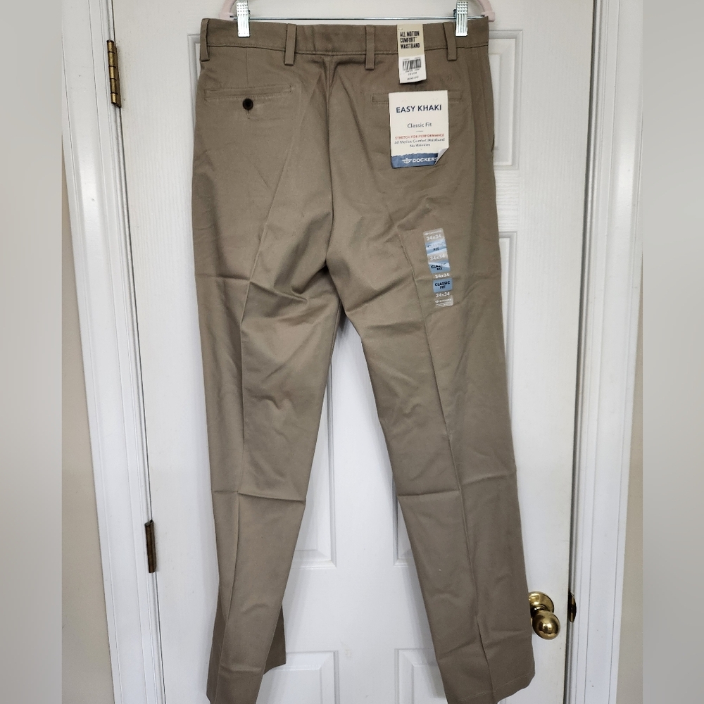 Dockers Easy Classic tan khakis 34 X 34